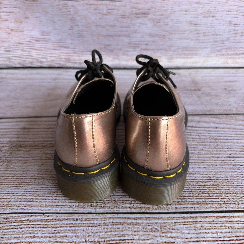 Dr. Martens Women's Size 5 Leather Oxford Shoes AW004 Used